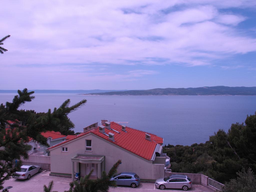 Apartments Lorenco Брела Екстериор снимка